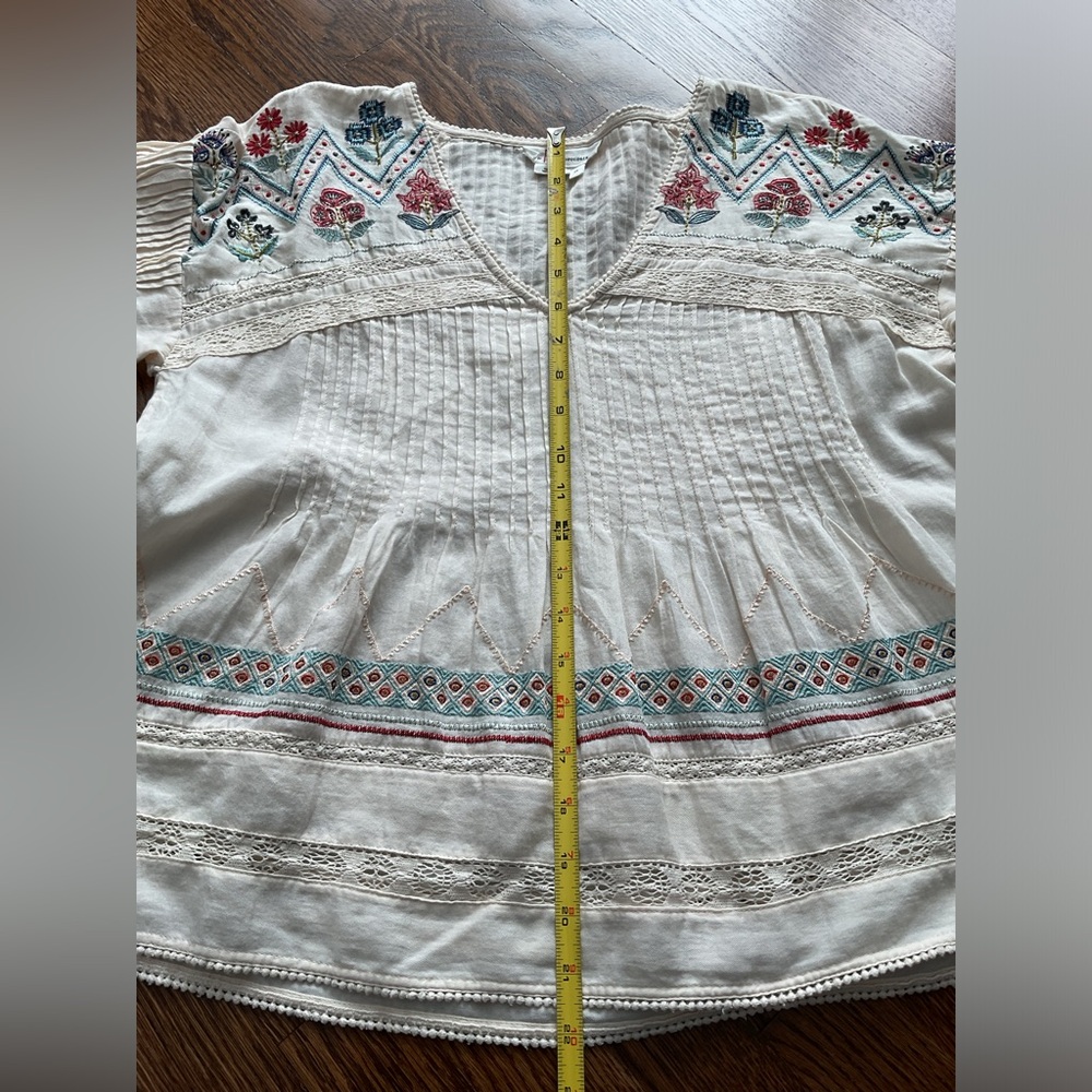 Anthropologie Cream Blouse with Red and Blue Embroidery